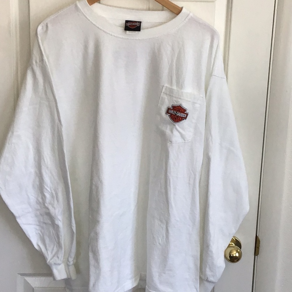HD L/S XL pocket tee! 🧡